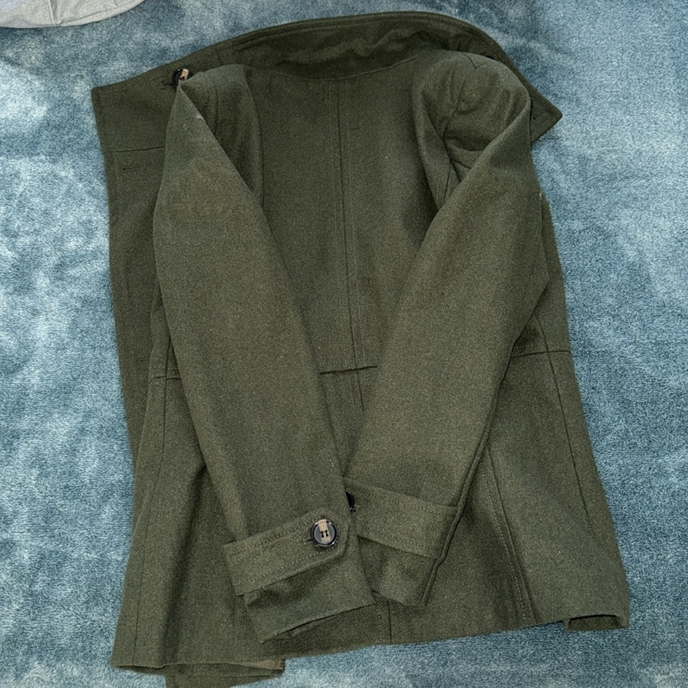 Coat - Picture 2 of 3